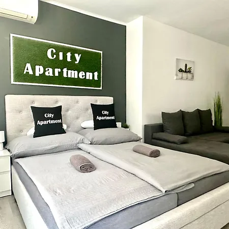 City Apartment * Štúrovo